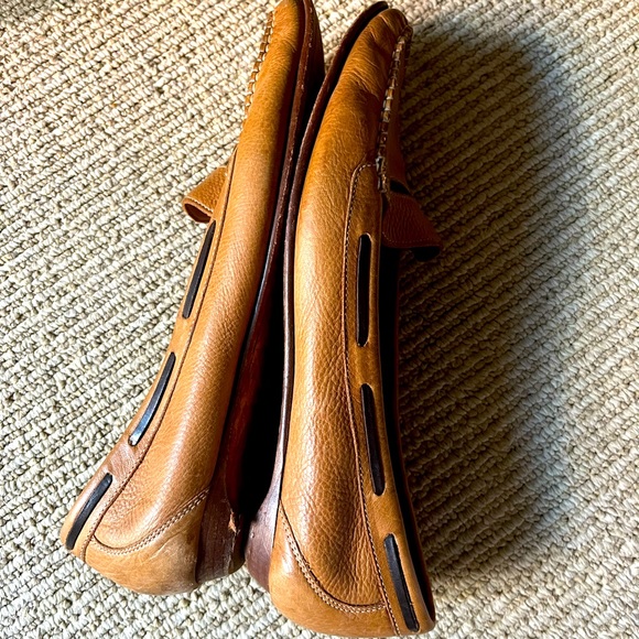 COLE HAAN Brown Leather Loafers, Size 9.5 — GUC - Picture 4 of 9